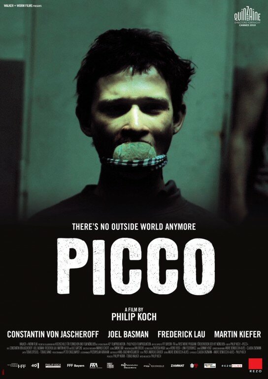 Пикко (2010) постер